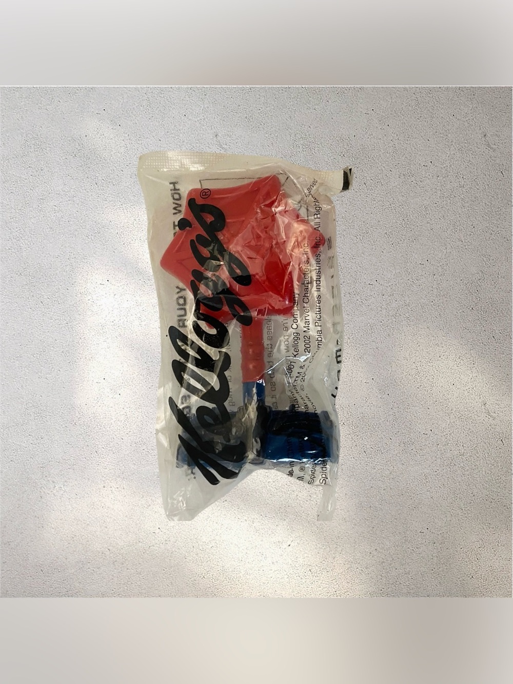 Vintage Kellogg's Cereal Marvel Spider-Man Movie Wrist Water Squirter Red Toy